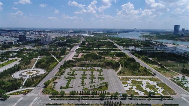標(biāo)題：鄂爾多斯站立的文字文化主題公園
瀏覽次數(shù)：1971
發(fā)表時(shí)間：2020-10-16
