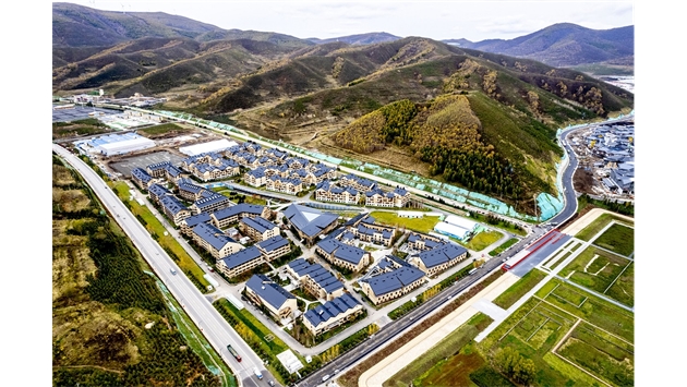 標(biāo)題：北京2022年冬奧會(huì)和冬殘奧會(huì)張家口賽區(qū)奧運(yùn)村
瀏覽次數(shù)：673
發(fā)表時(shí)間：2023-11-07